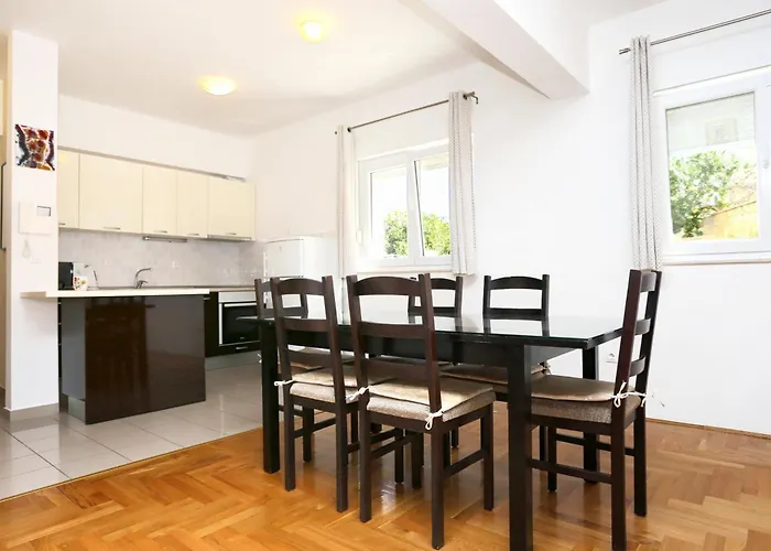 And With Parking Space - 11623 斯普利特