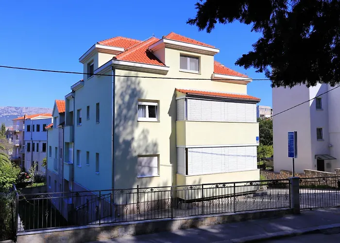 招待所 And With Parking Space - 11623