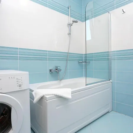 And With Parking Space - 11623