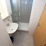 And With Parking Space - 11623 Gostinjska kuća 3*