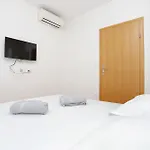 And With Parking Space - 11623 Gostinjska kuća 3*