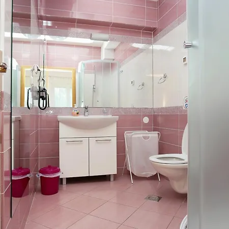 And With Parking Space - 11623 3* Спліт