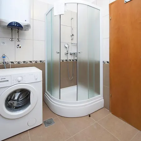 And With Parking Space - 11623 Гостьовий будинок 3*